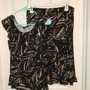 Chaps medium skirt blose set